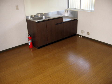 �R�����@�b�{�s������]���@���݃A�p�[�g�QDK�@�R�D�V���~